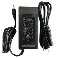 H001 充電器